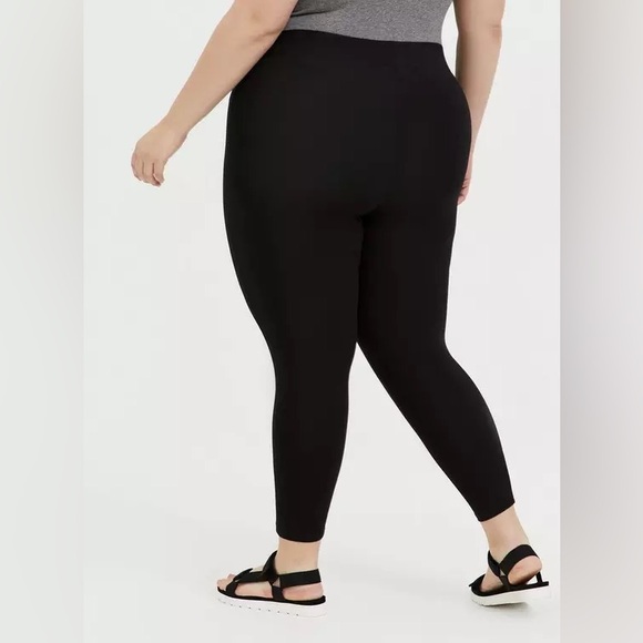 Disney Ursula Little Mermaid Tentacle Leggings Torrid x Her Universe sz 3 EUC - Picture 2 of 9